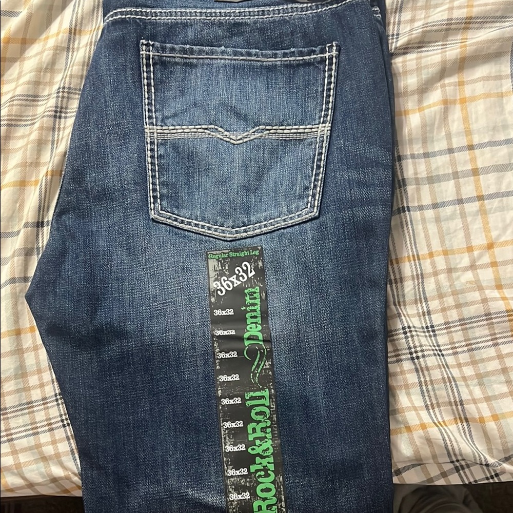 Relaxed Blue Jeans with Classic Indigo Wash